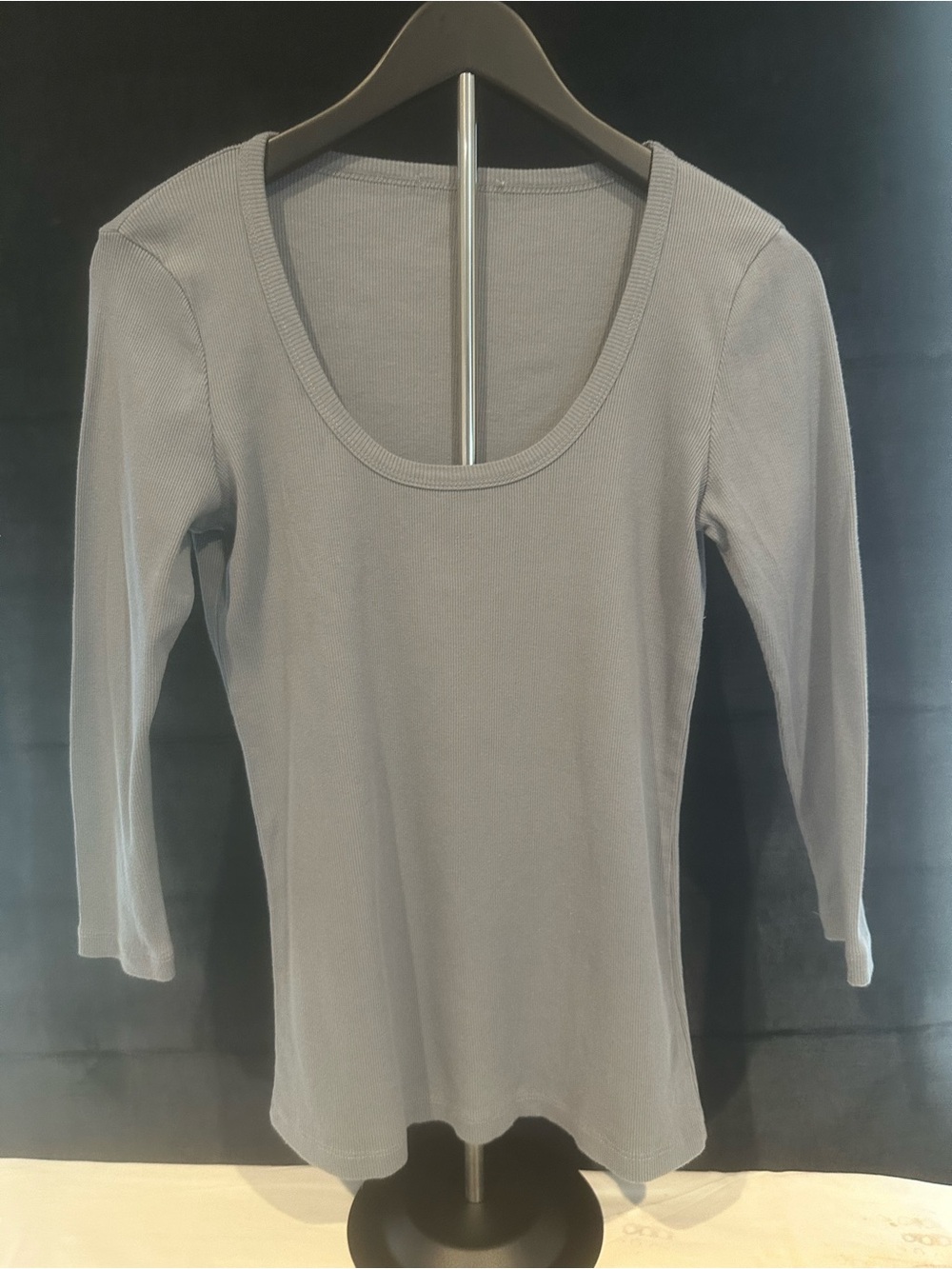 James Perse Lightweight Ribbed Long Sleeve Top in Gray (missing brand label)